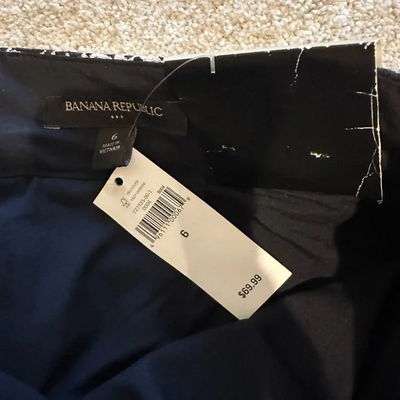 Banana Republic Black and White Skater Mini Skirt - Picture 3 of 10